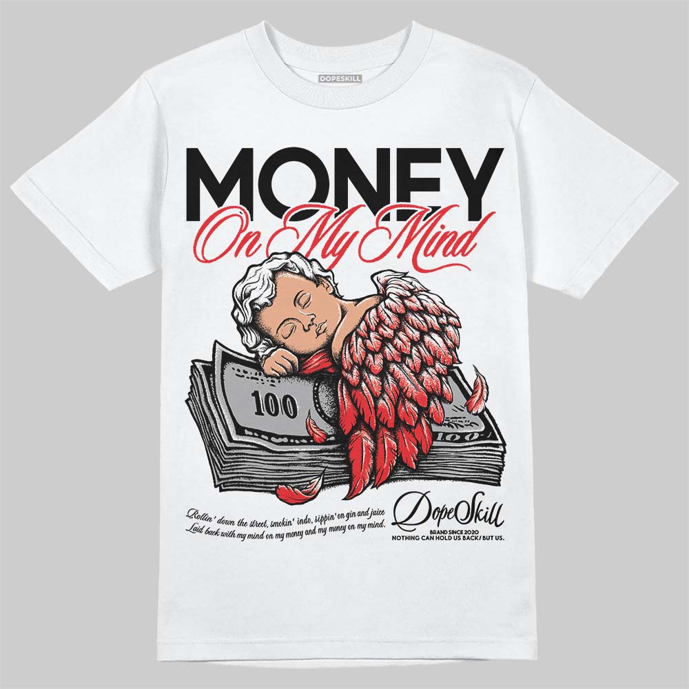 White Thunder 4s DopeSkill T-Shirt MOMM Graphic