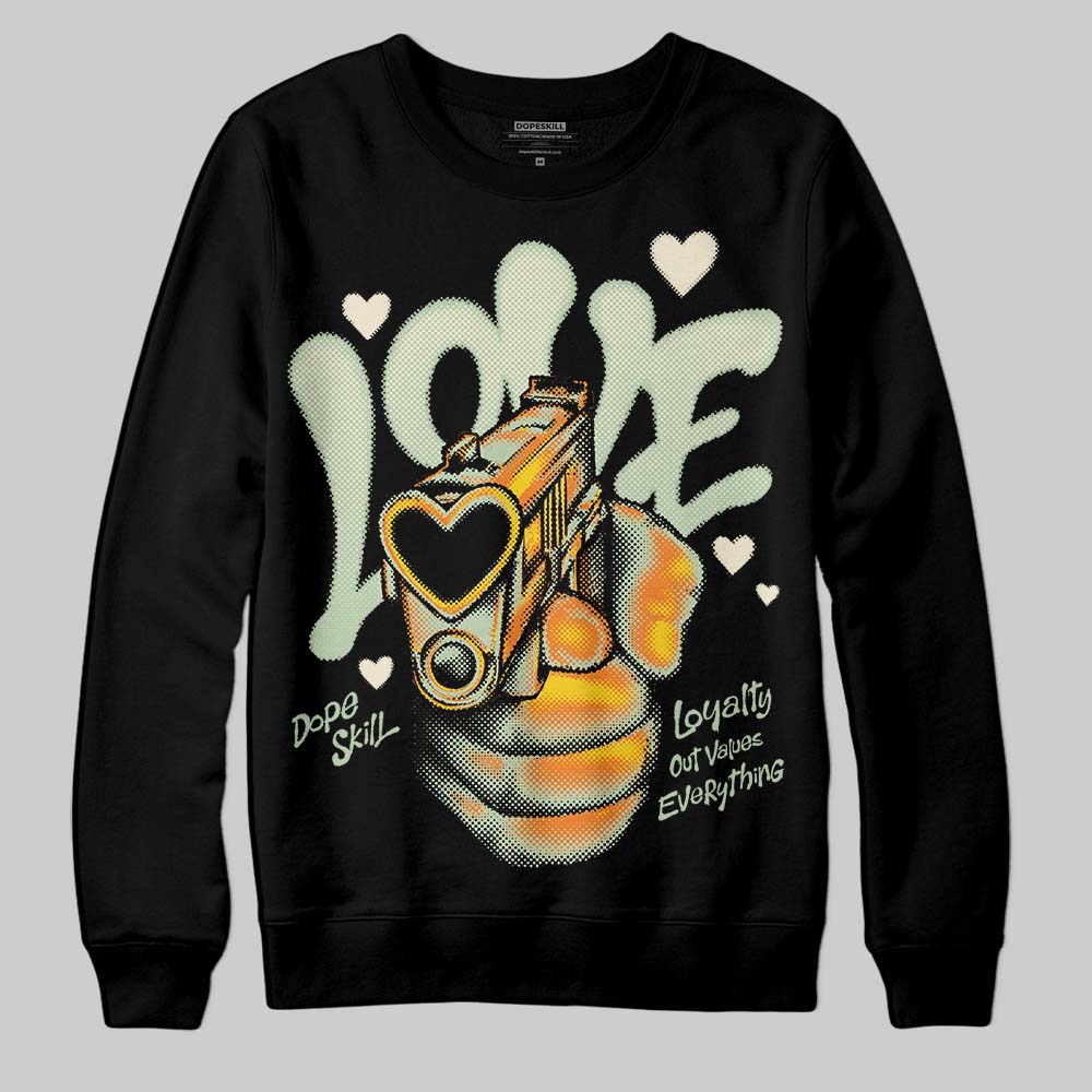 Seafoam 4s 2025 DopeSkill Sweatshirt Love Shot Graphic