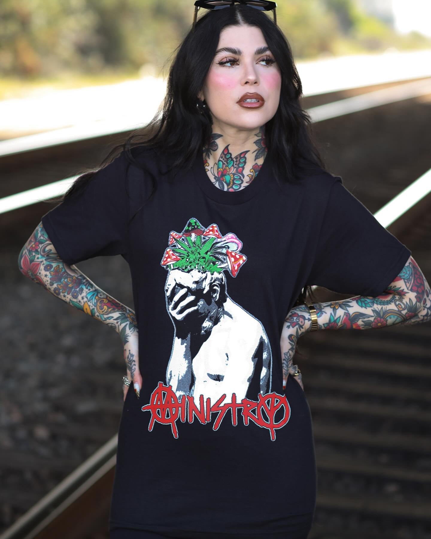 HOPIUMFORTHEMASSES T-Shirt (Black)