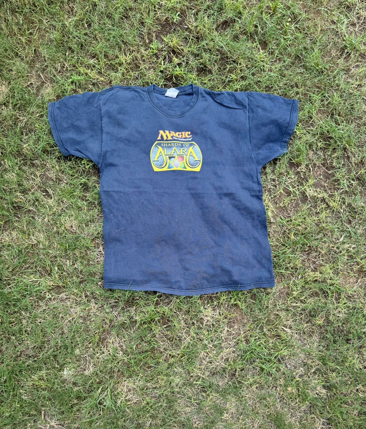 Vintage Magic The Gathering Shards Of Alara Promo Tee Hoodie, Sweatshirt | FlexRushtees.com