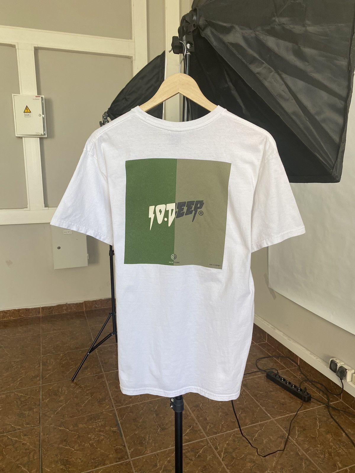 10 Deep Vintage Y2k 10 Deep Skateboarding T Shirt Rare Retro