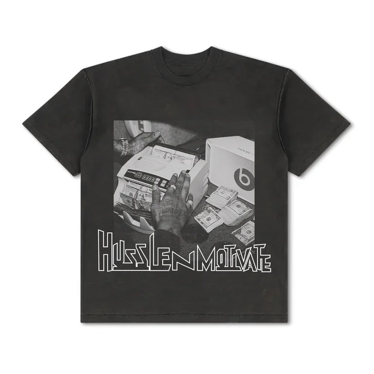 HUSSLE N MOTIVATE TEE